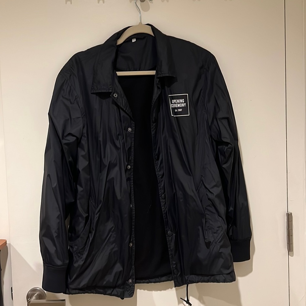 Opening Ceremony fleeced line jacket. Size small but very oversized! Cute fit!